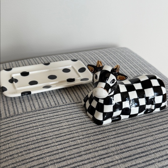 MacKenzie-Childs Courtly Check Cow Creamery Covered Butter Dish - Picture 5 of 6